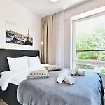 Thomas' - Trendy, & Balcony Appartamento *