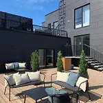 Thomas' - Trendy, & Balcony Reval
