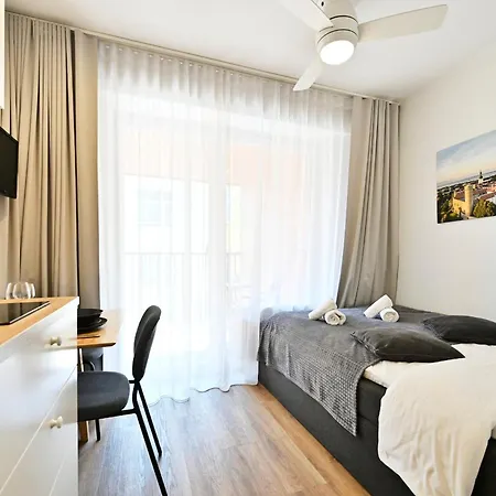 Thomas' - Trendy, & Balcony * Tallinn