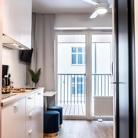 Lägenhet Thomas' - Trendy, & Balcony