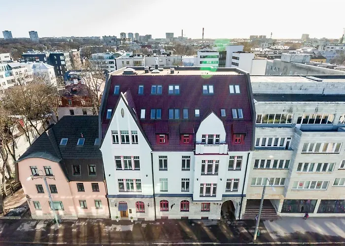 Thomas' - Trendy, & Balcony Apartment Reval