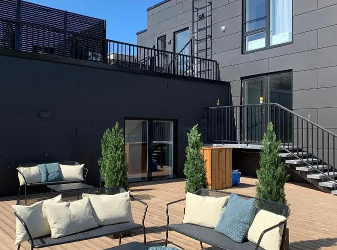 Thomas' - Trendy, & Balcony Reval