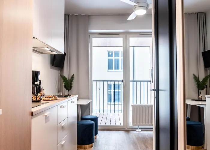 아파트 Thomas' - Trendy, & Balcony